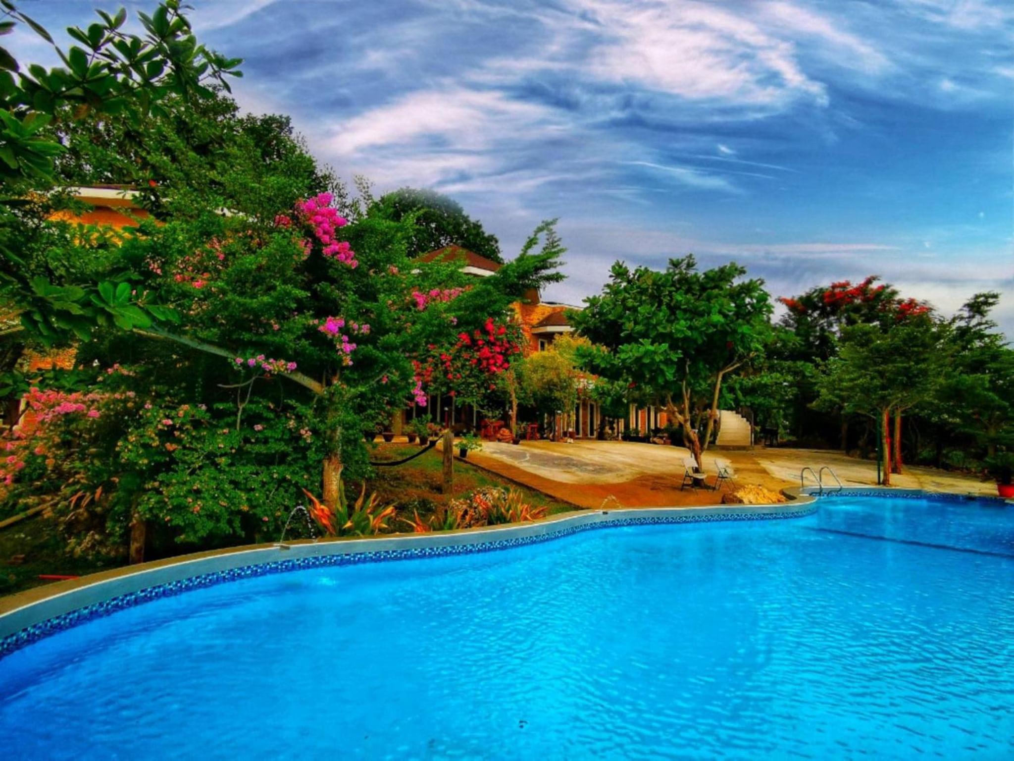 Castle View Hotel Samal view 5