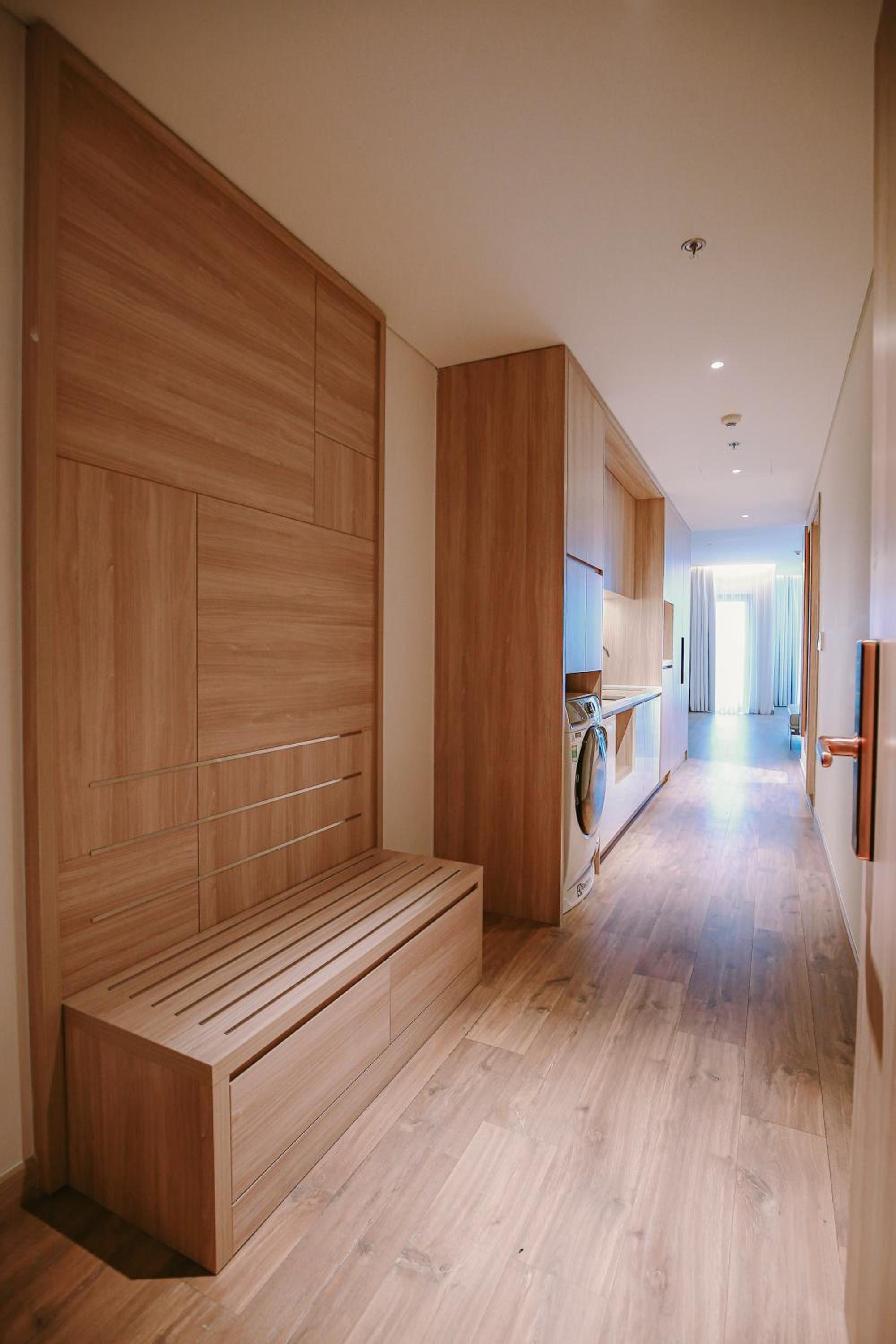 Ha Long Bay A La Carte Apartment By The O Residence view 5