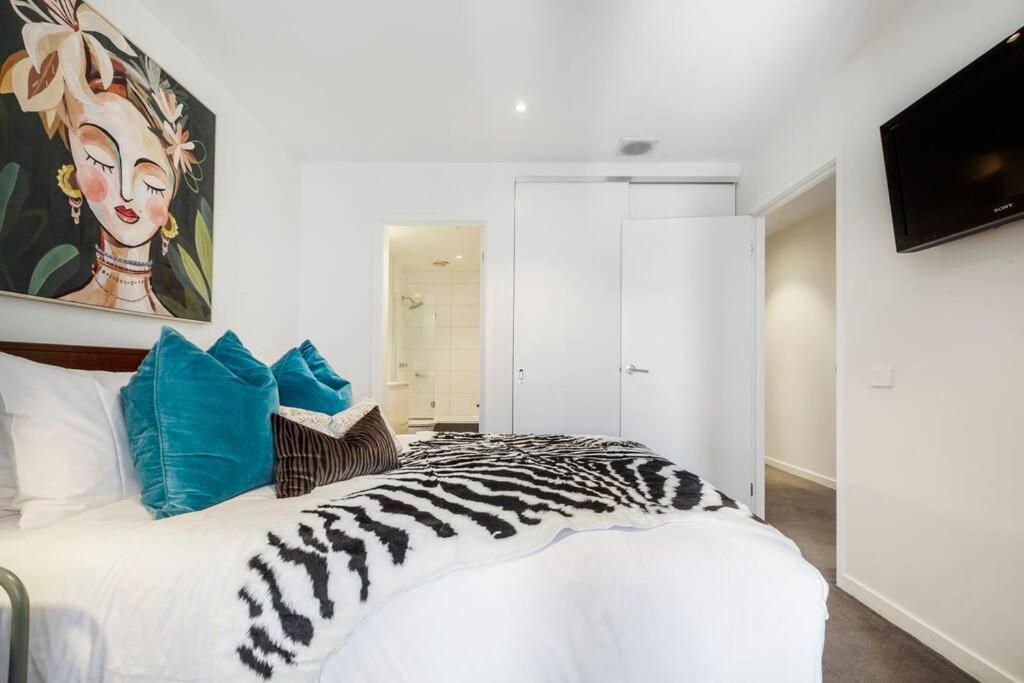 Bijoux Eclectic Gem in Heart of Southbank