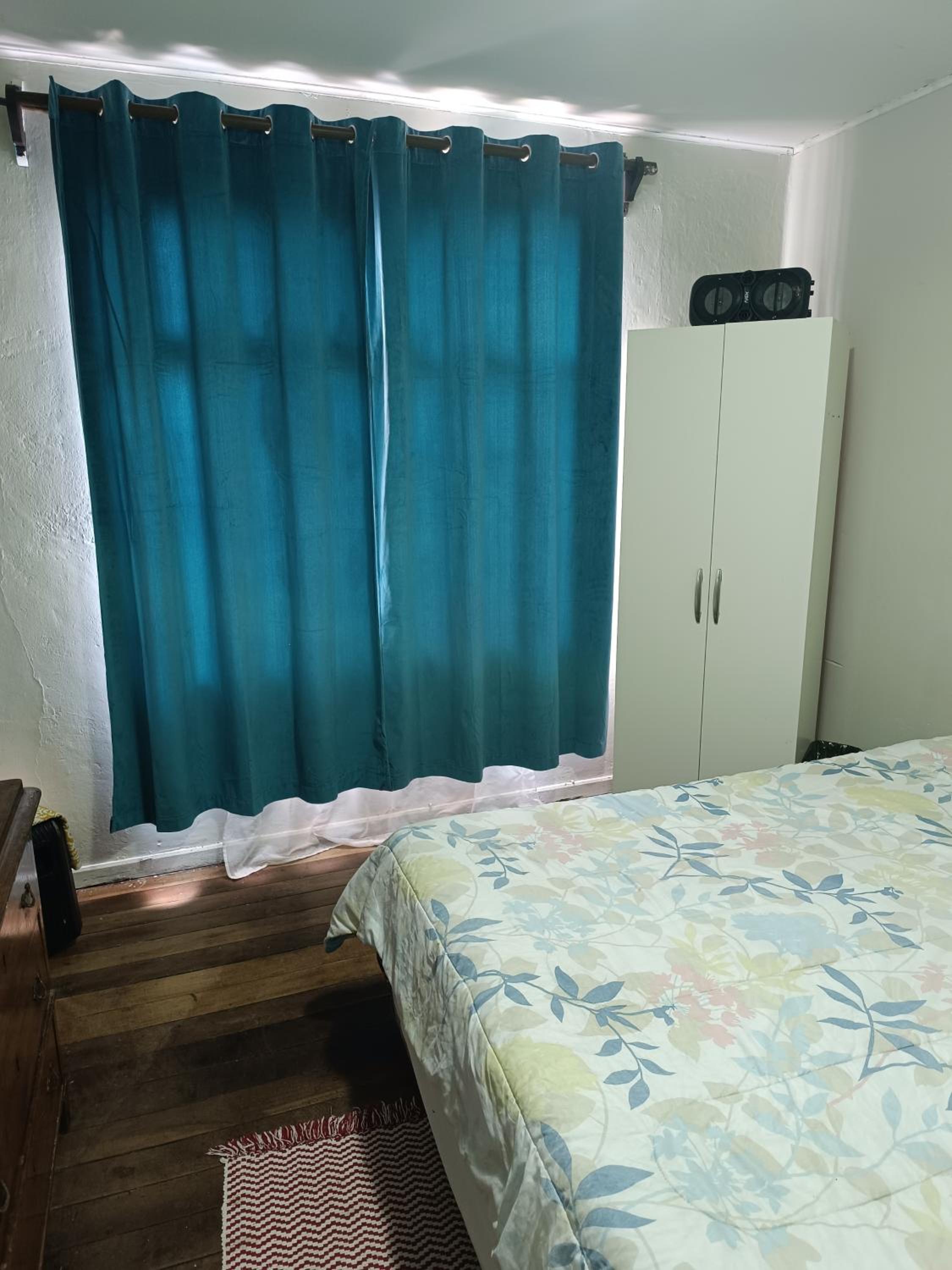 Habitación grande céntrica