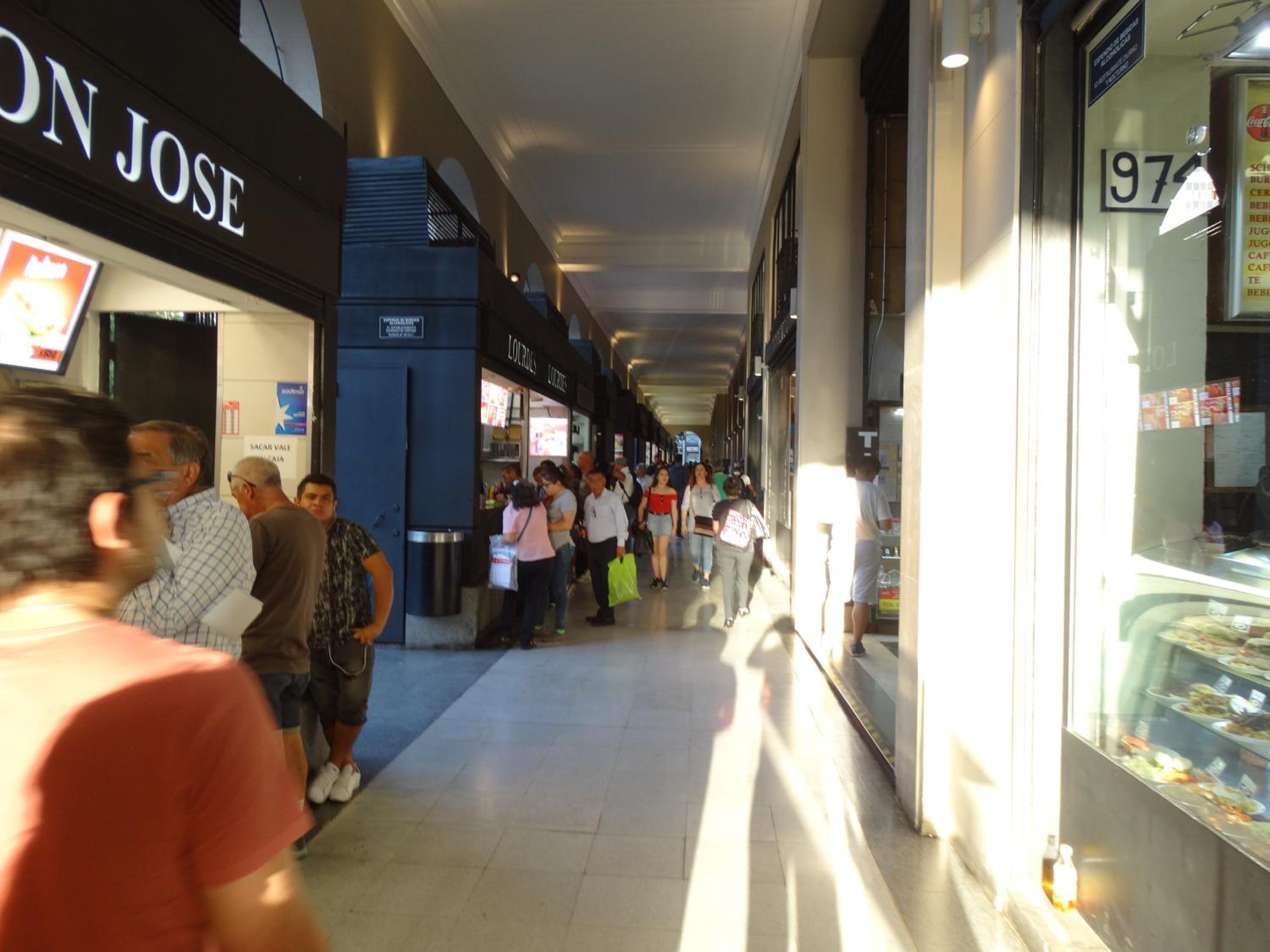 Depto metro Santa Ana 8 (2 dormitorios)