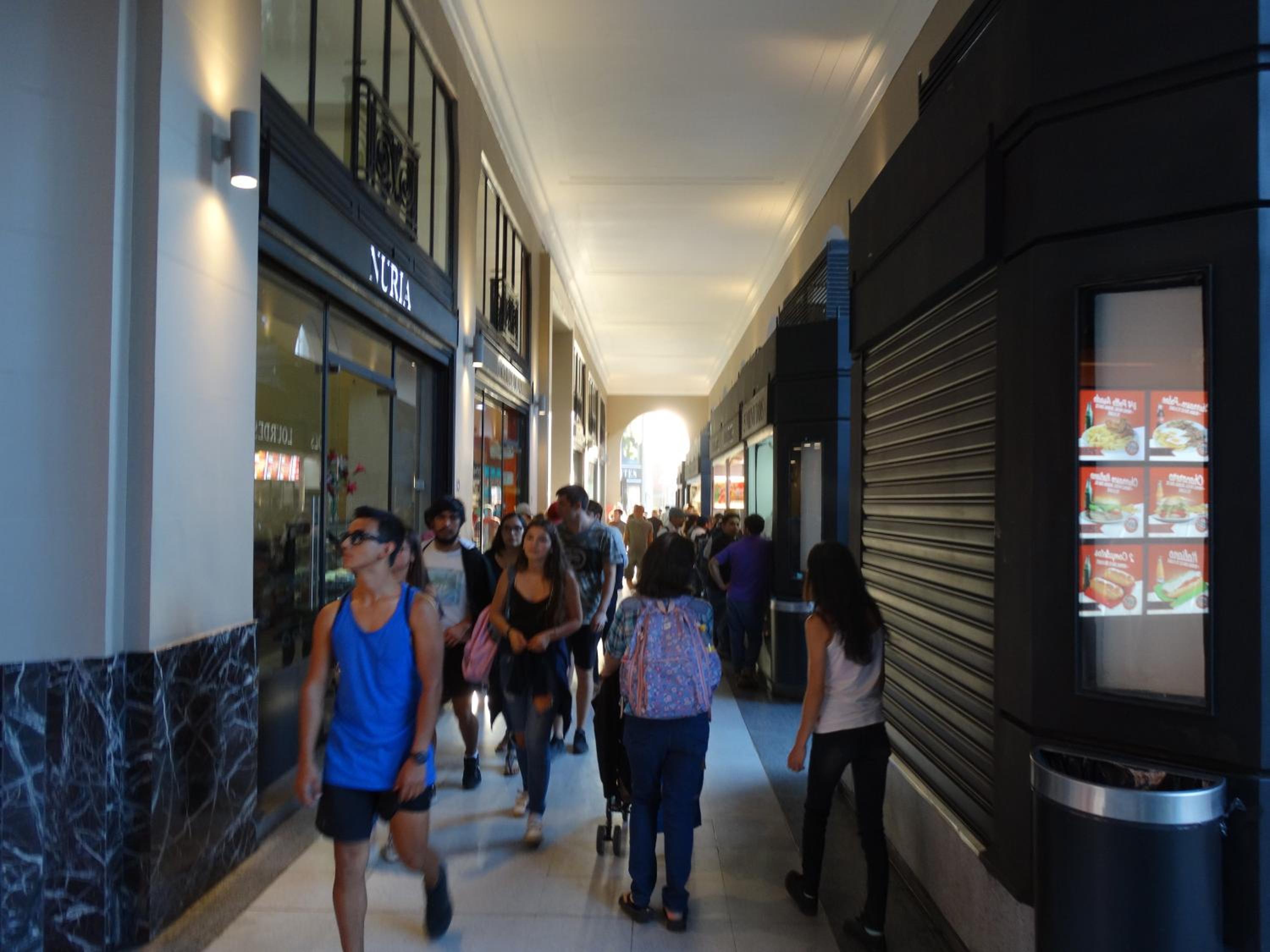 Depto metro Santa Ana 8 (2 dormitorios)