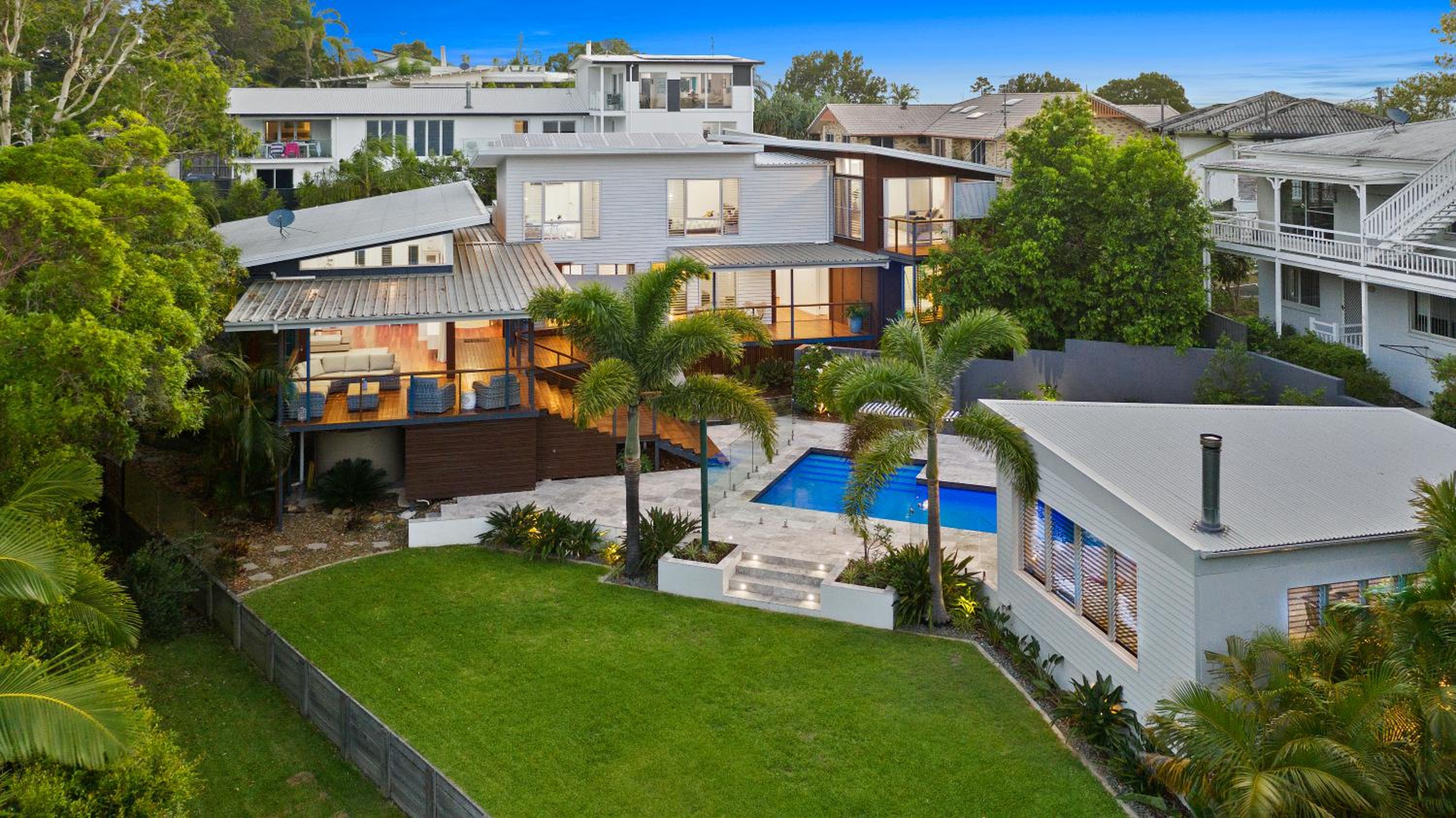 Minutes from Hastings Street