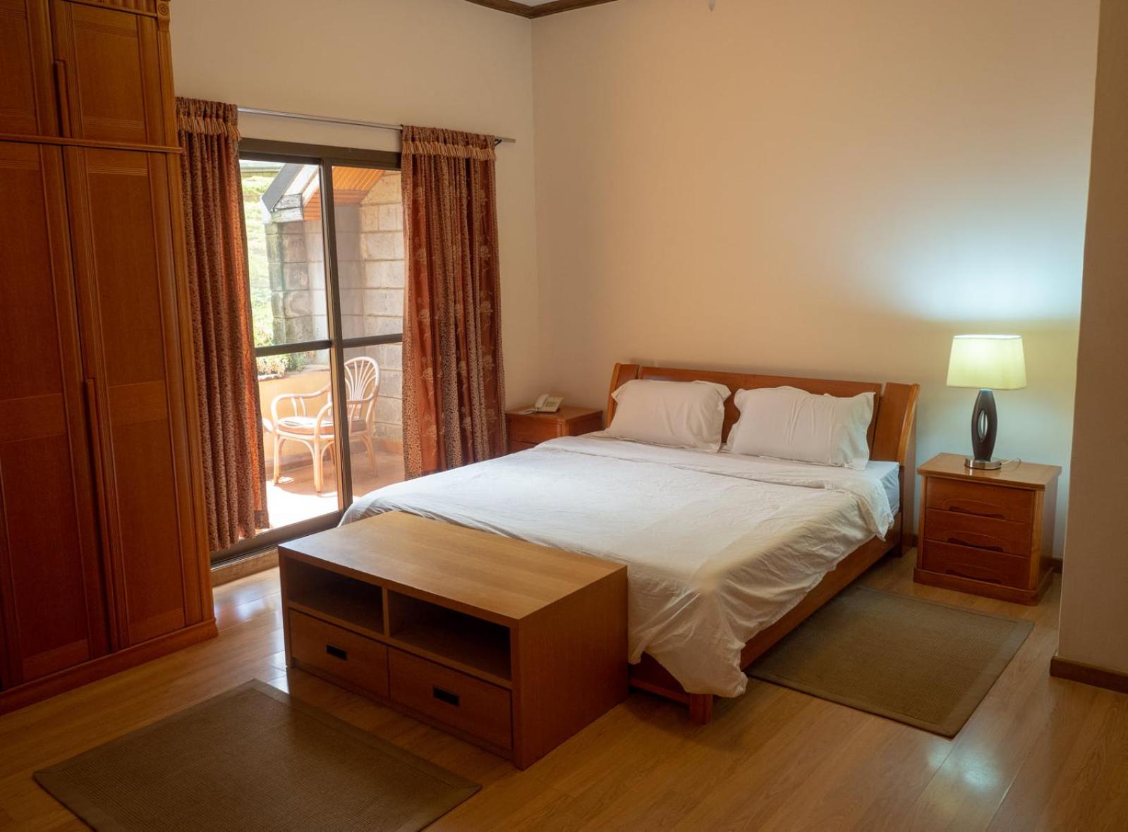 Cozy Sarit Apartment