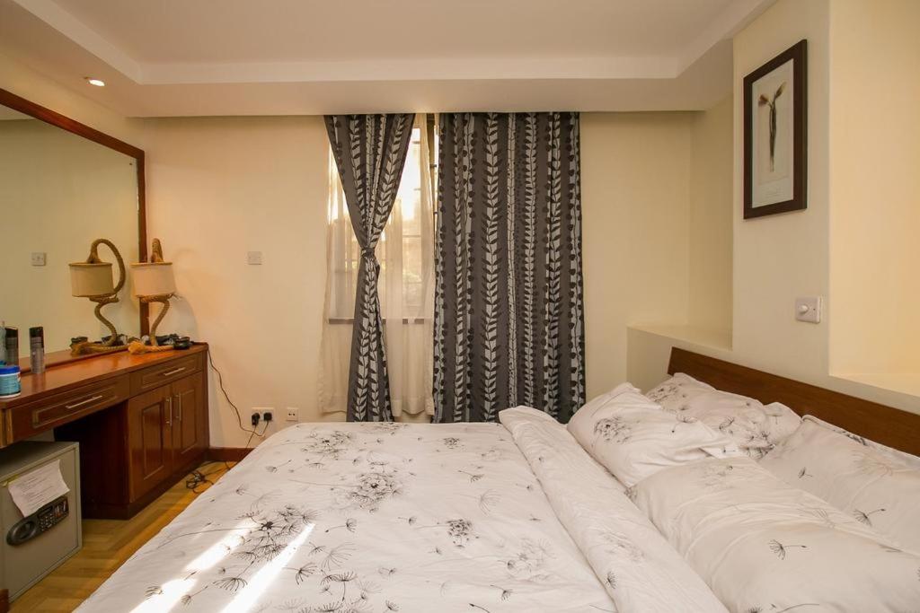 Cozy Sarit Apartment