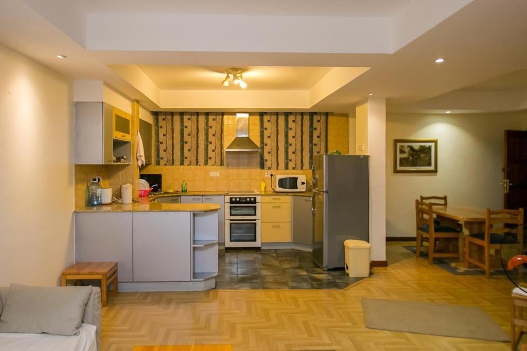 Cozy Sarit Apartment