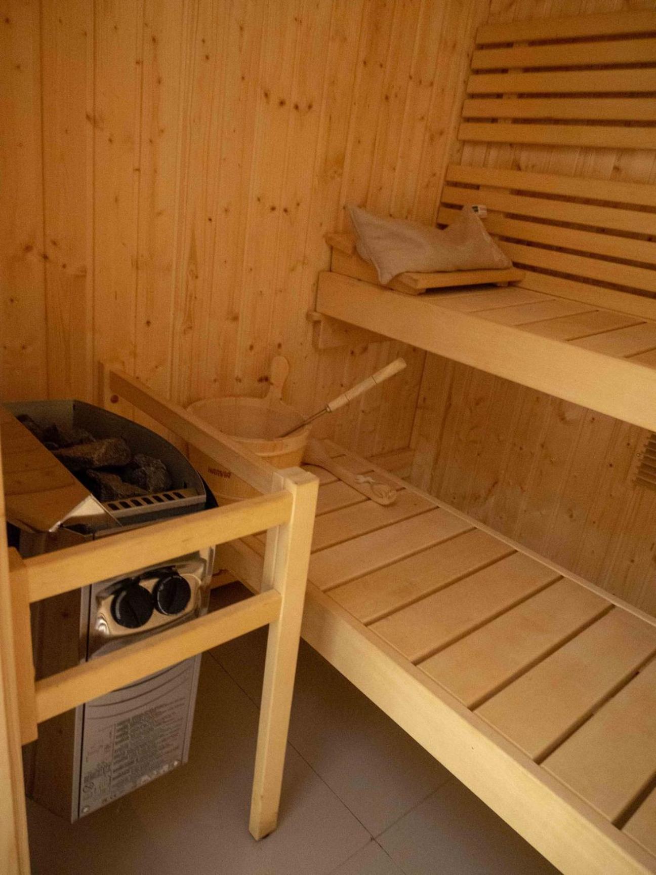 Cozy Sarit Apartment