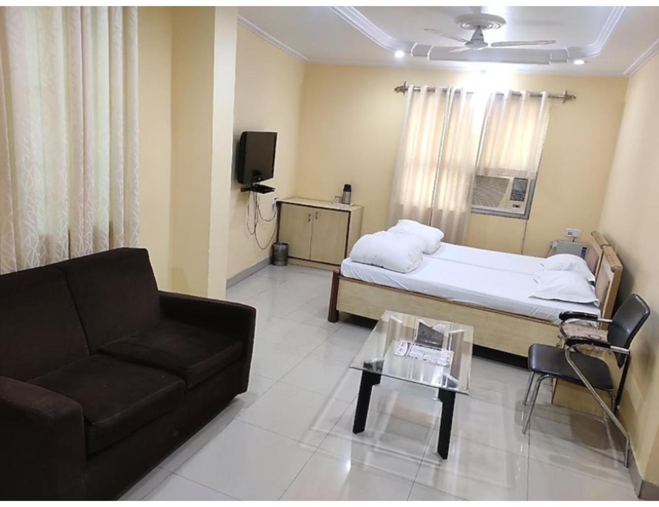 Hotel Gharana, Gaya