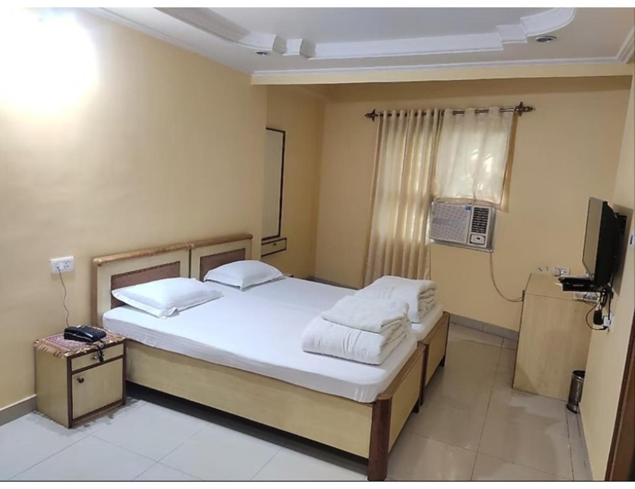 Hotel Gharana, Gaya