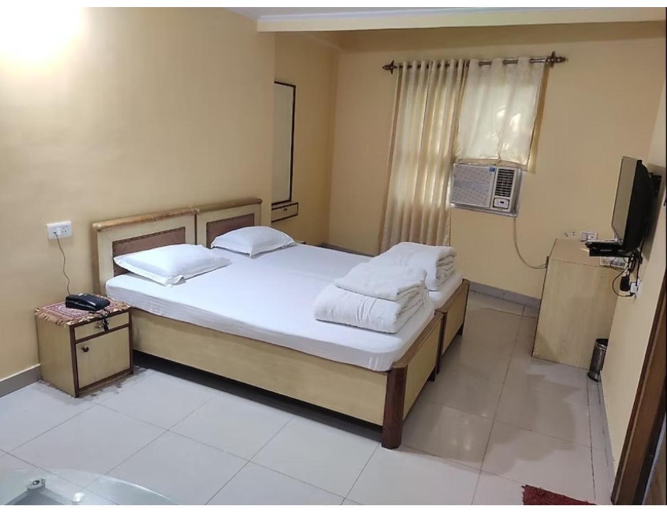 Hotel Gharana, Gaya