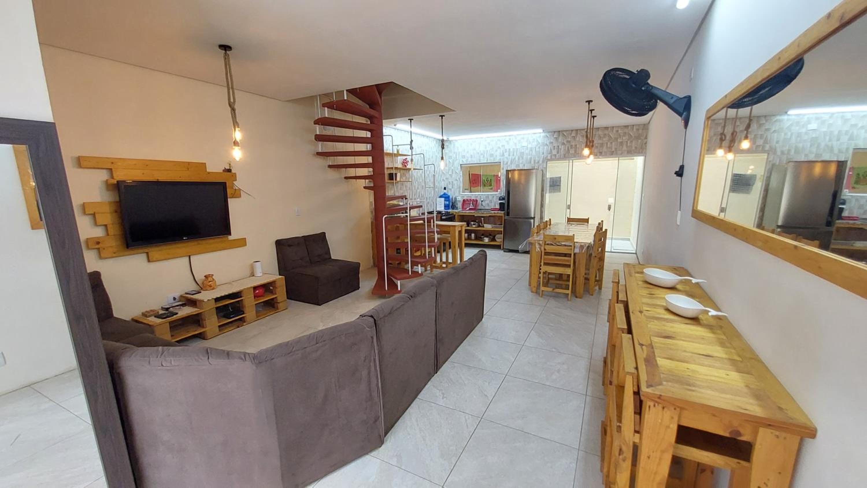 Casa na Praia do Sapê - Piscina - Churrasqueira