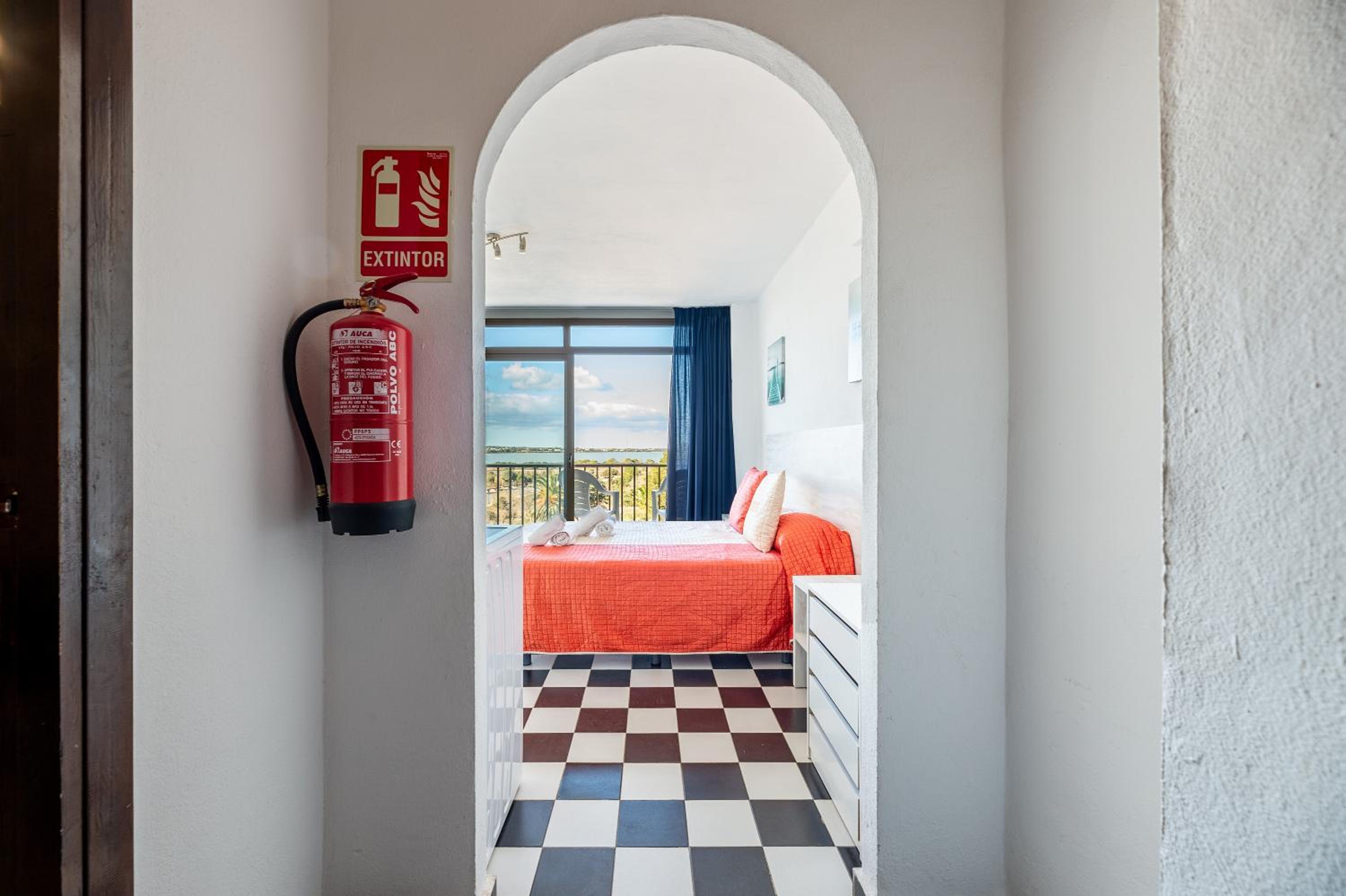 hotel room