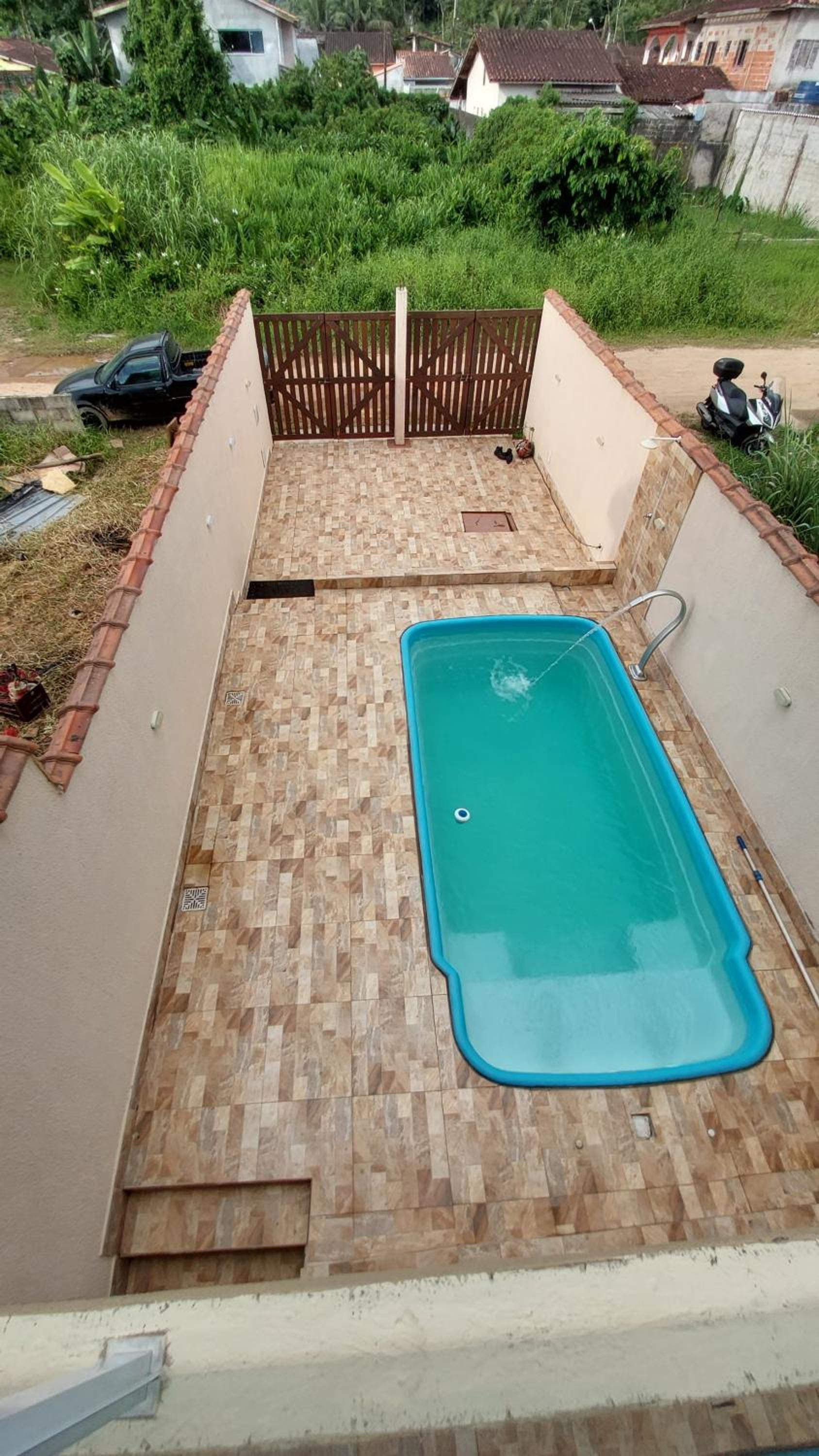 Casa na Praia do Sapê - Piscina - Churrasqueira