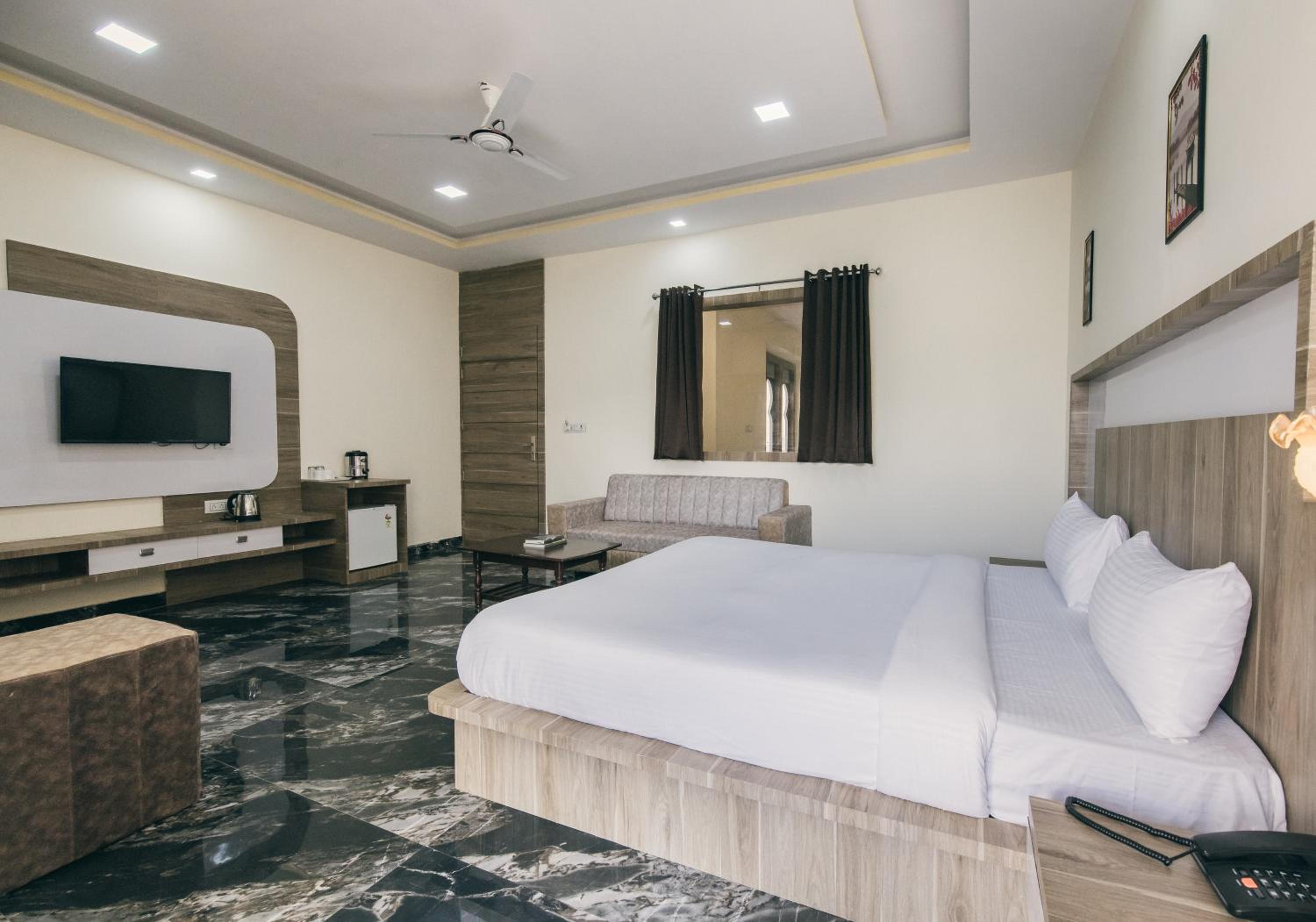 Serenity Hill Resort - A Boutique Resort in UDAIPUR view 3