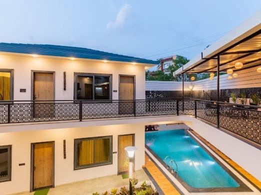 Skilight Villa
