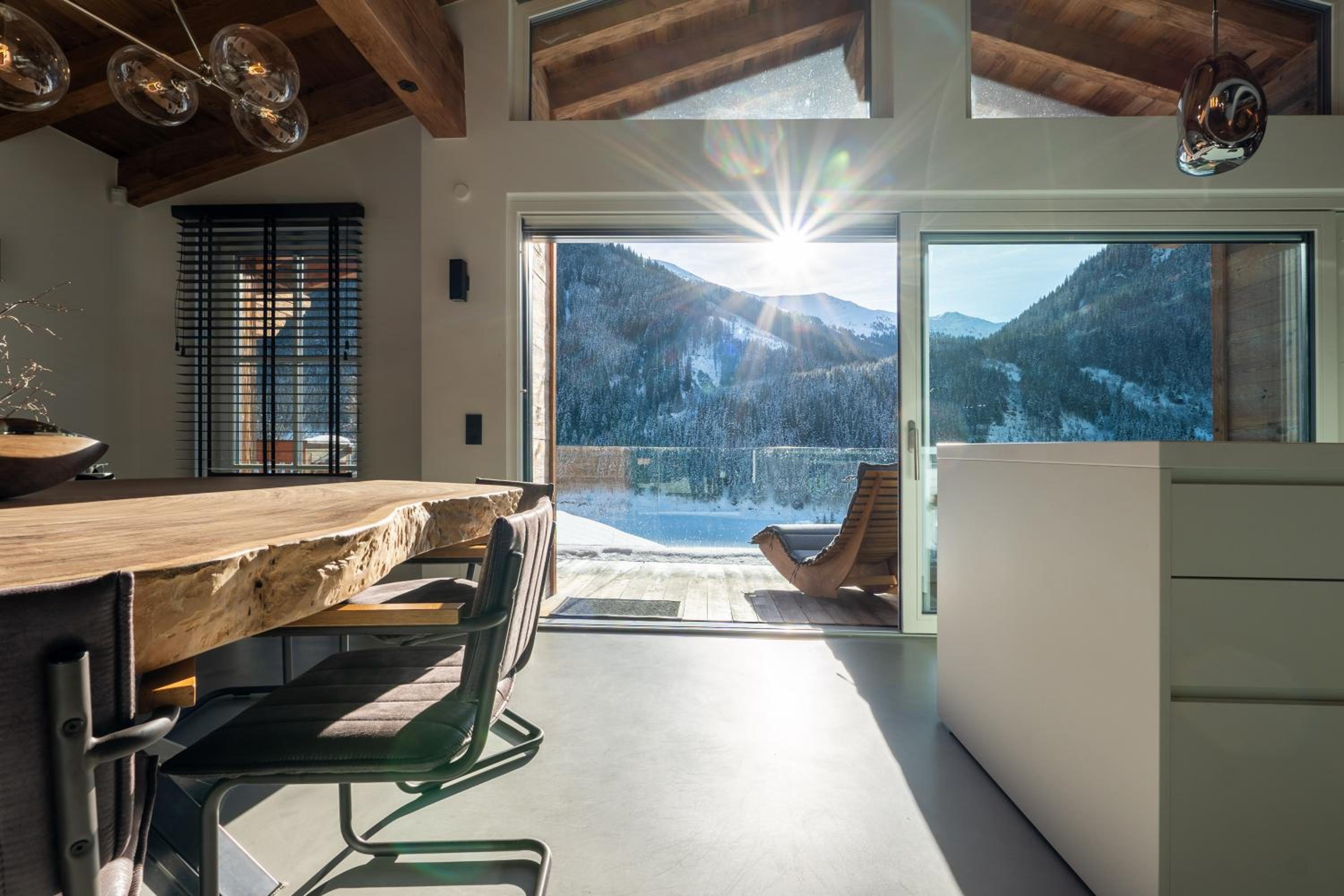 Lavender Hill - Summer holiday & ski villa chalet view 4