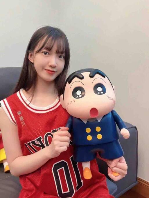 B1610 Austin Height Crayon shin chan Home By Stay