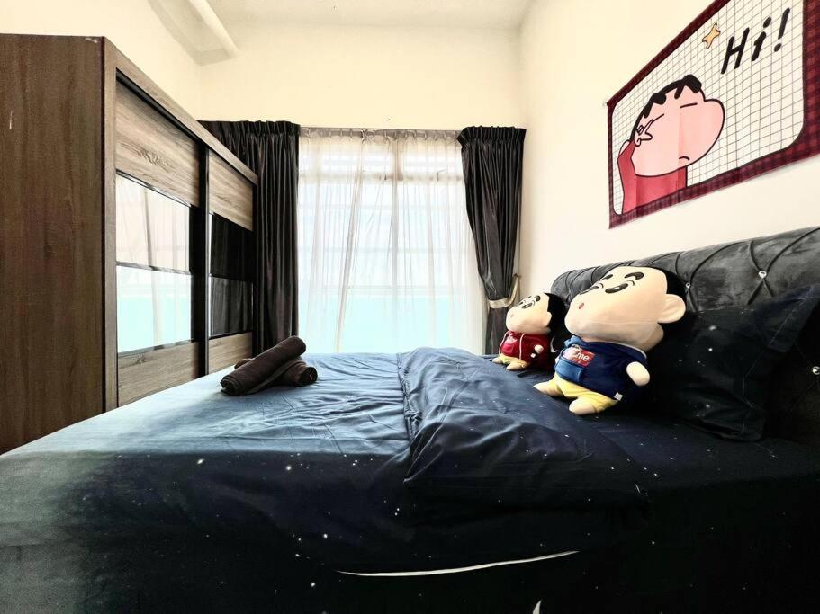 B1610 Austin Height Crayon shin chan Home By Stay