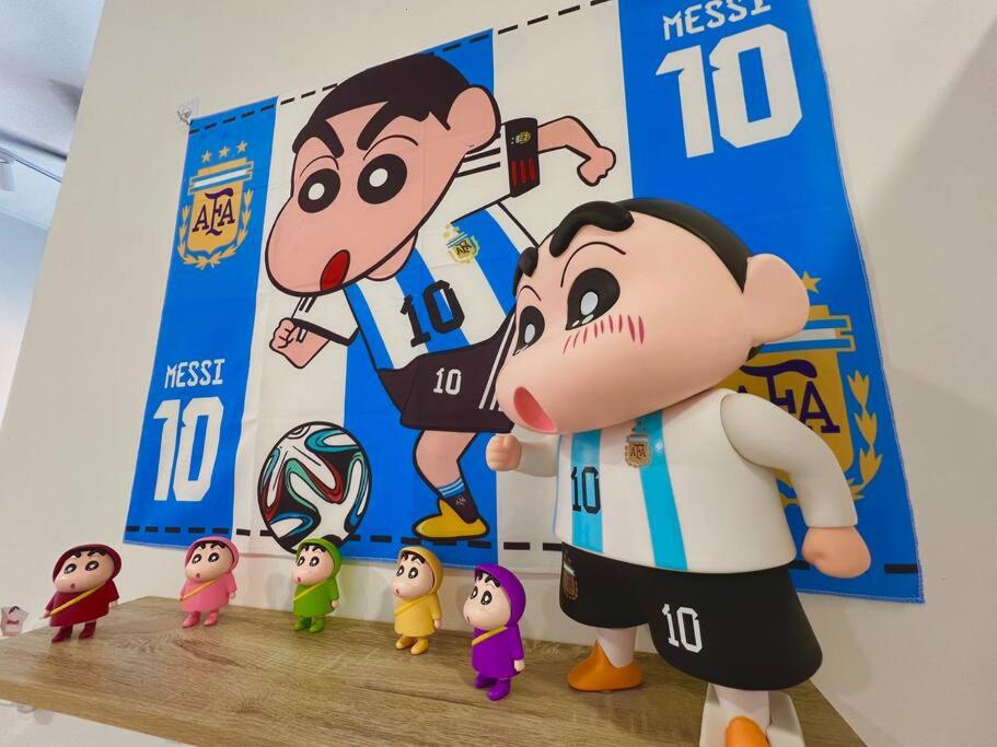 B1610 Austin Height Crayon shin chan Home By Stay