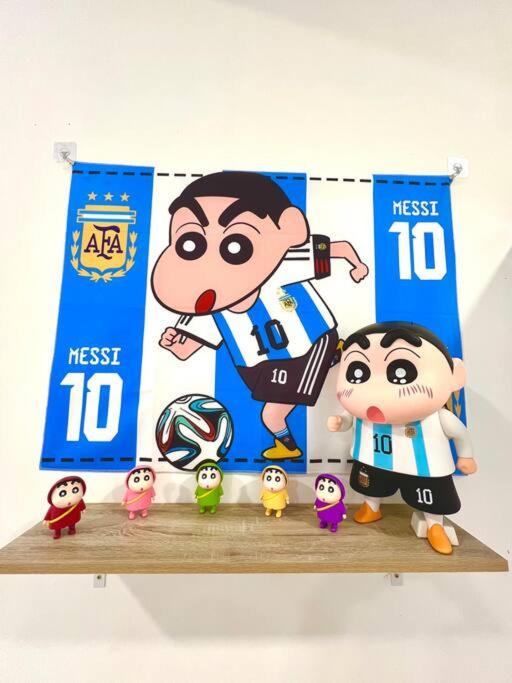 B1610 Austin Height Crayon shin chan Home By Stay