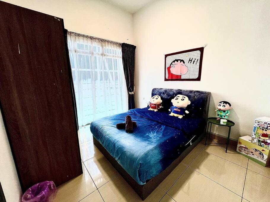 B1610 Austin Height Crayon shin chan Home By Stay