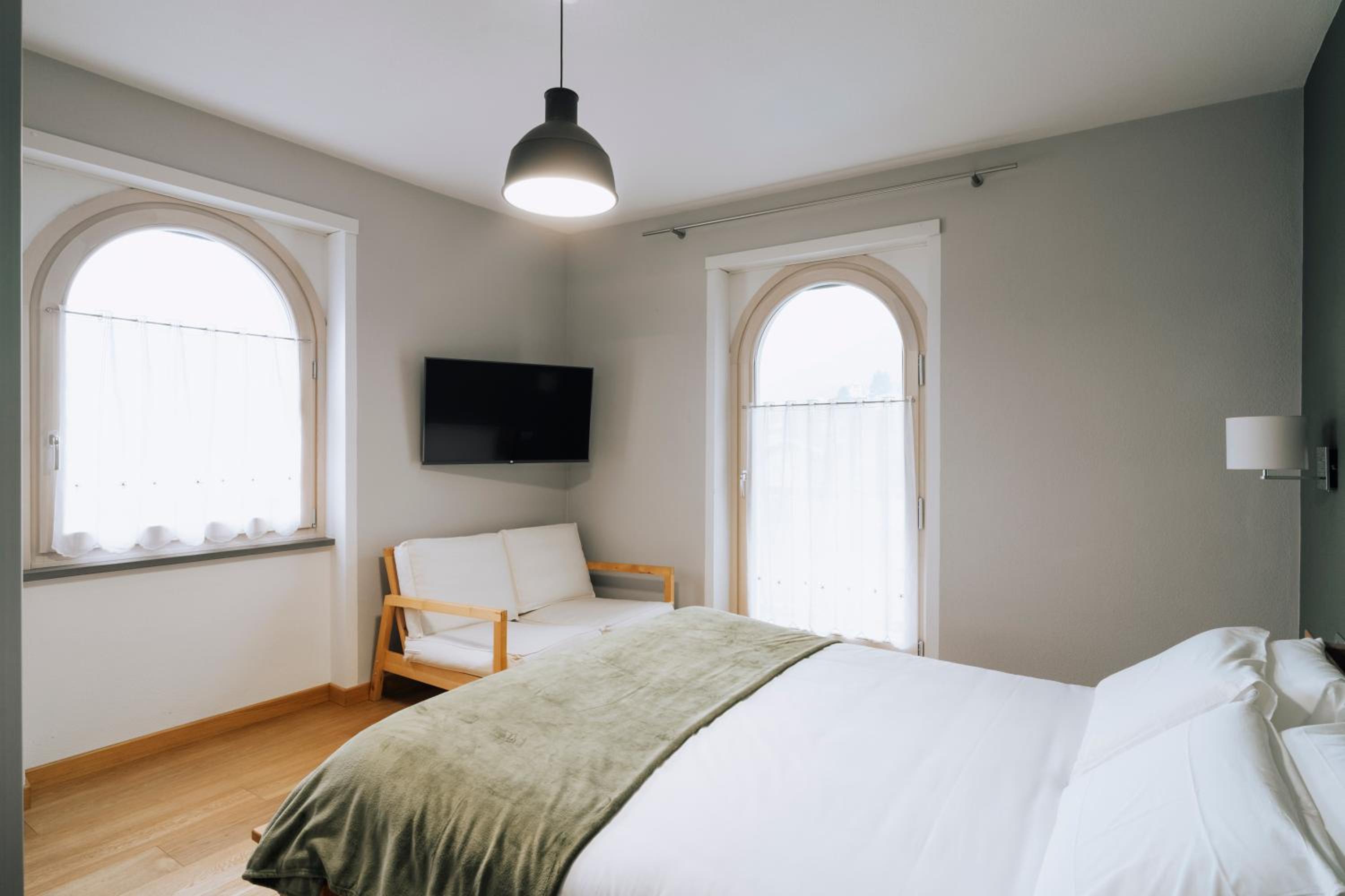Aosta Holiday Apartments - Edelweiss view 5