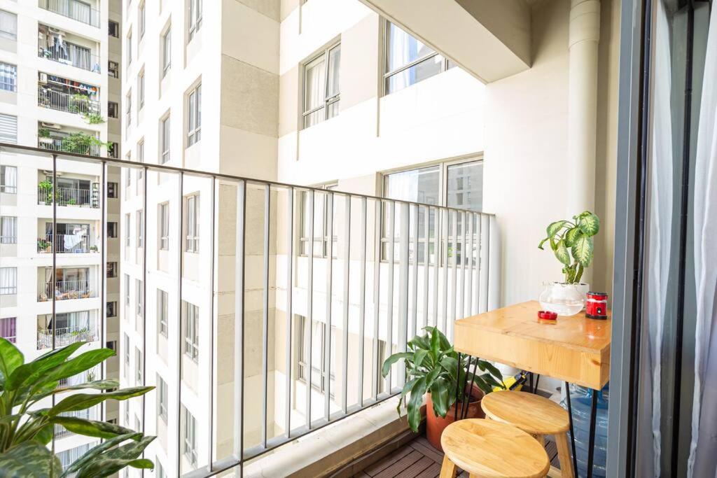 Nice Masteri ThaoDien apt near Landmark 81 2brs