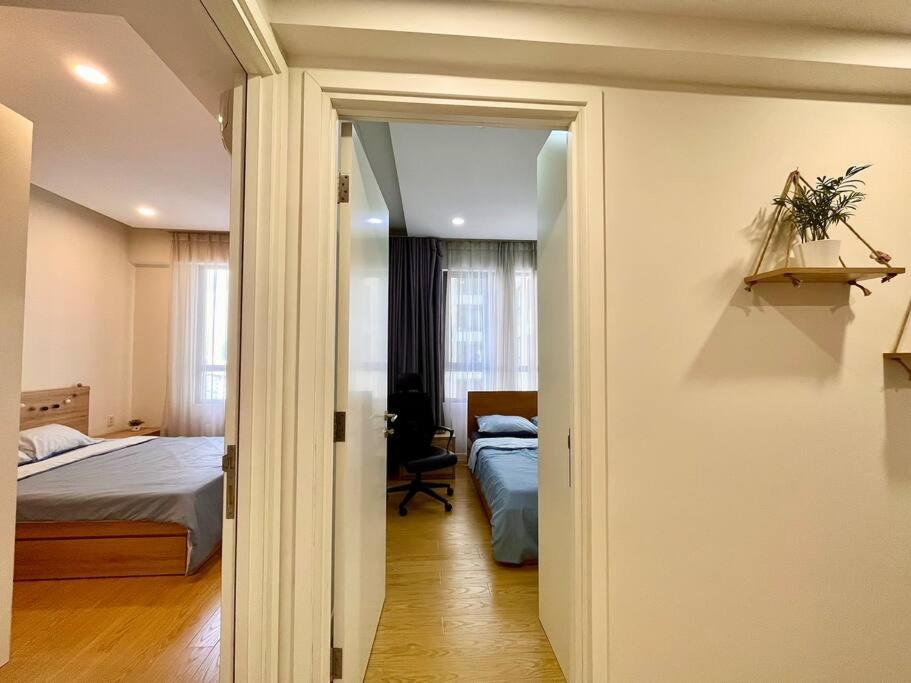 Nice Masteri ThaoDien apt near Landmark 81 2brs