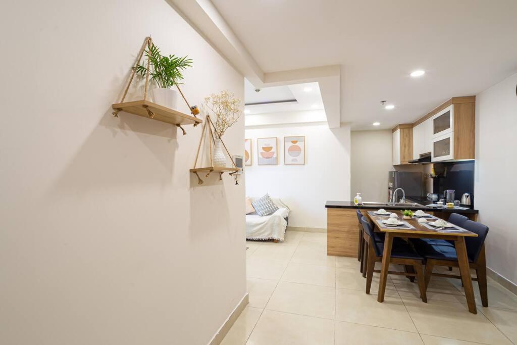 Nice Masteri ThaoDien apt near Landmark 81 2brs