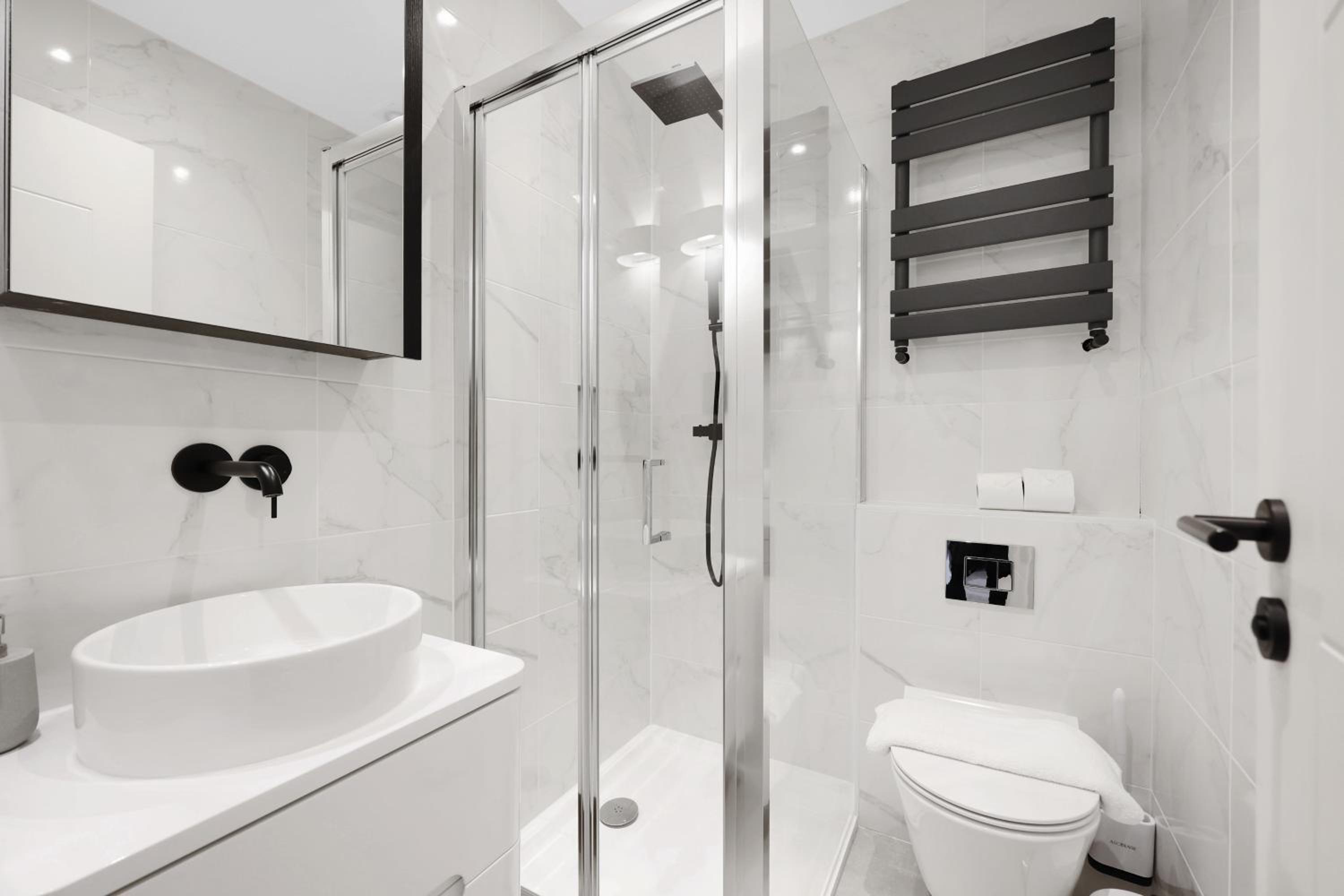 Hilldrop Apartments Short Term Rental & Flexible Renting Islington with Free WiFi, Parking & Garden