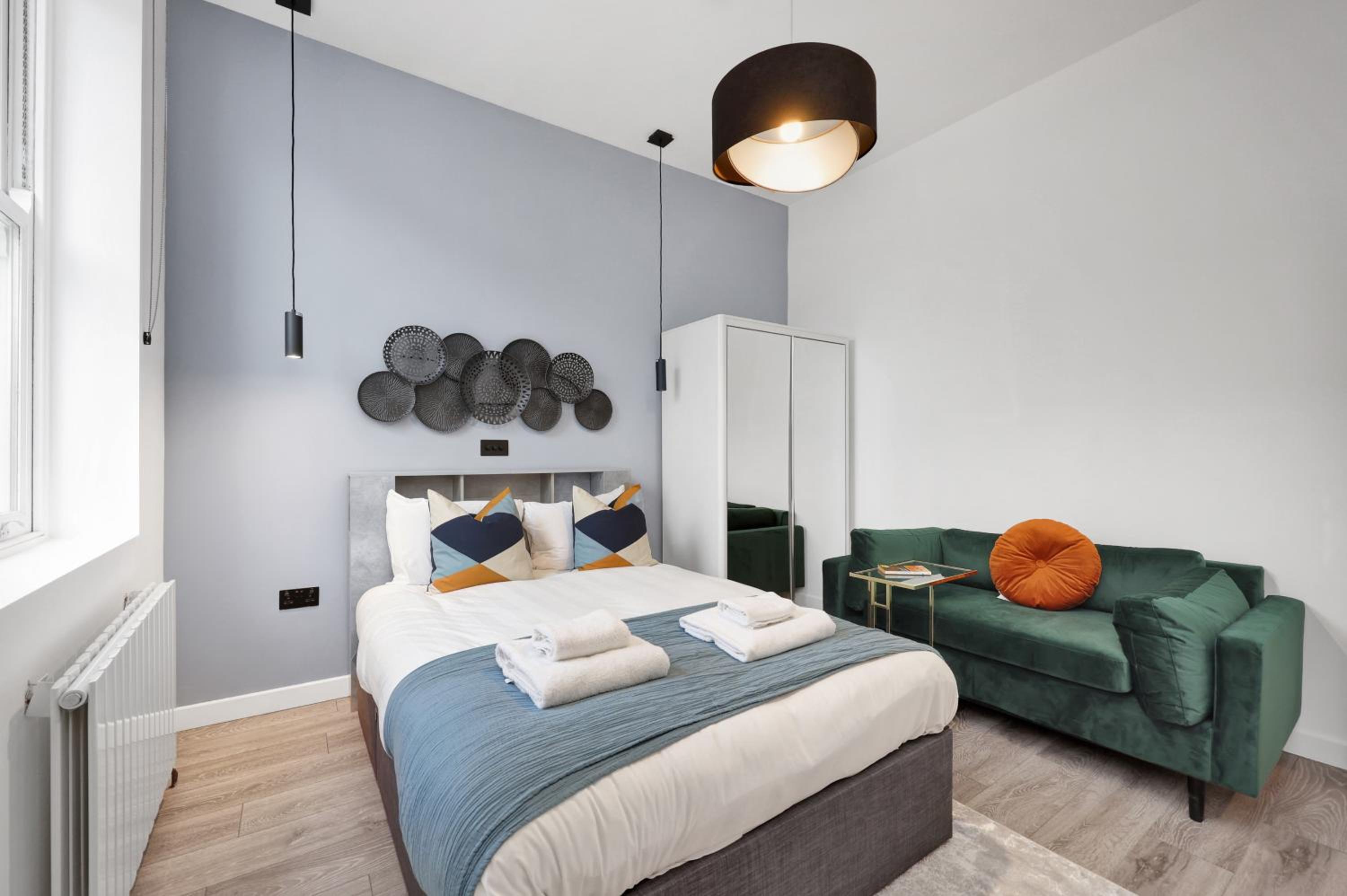 Hilldrop Apartments Short Term Rental & Flexible Renting Islington with Free WiFi, Parking & Garden