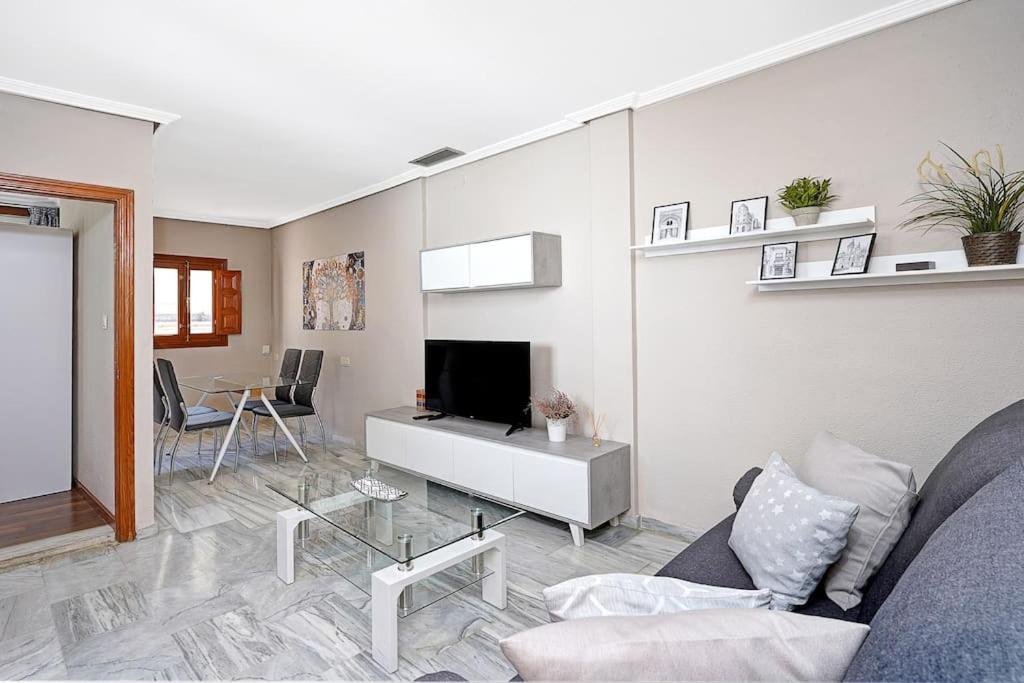 Apartamento Granada Centro. ÁTICO Ayuntamiento