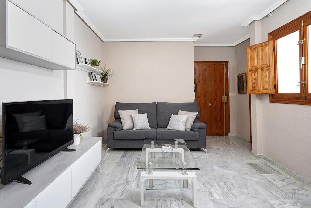 Apartamento Granada Centro. ÁTICO Ayuntamiento