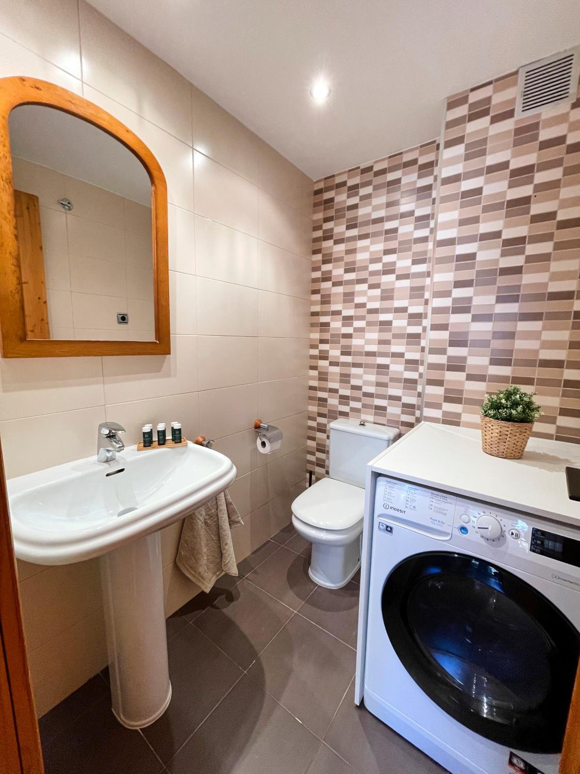 Apartamento en el centro de Benasque con piscina