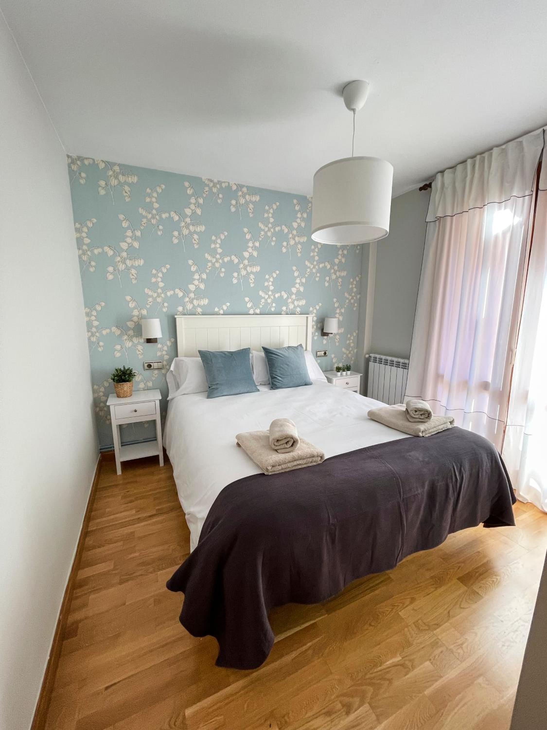 Apartamento en el centro de Benasque con piscina