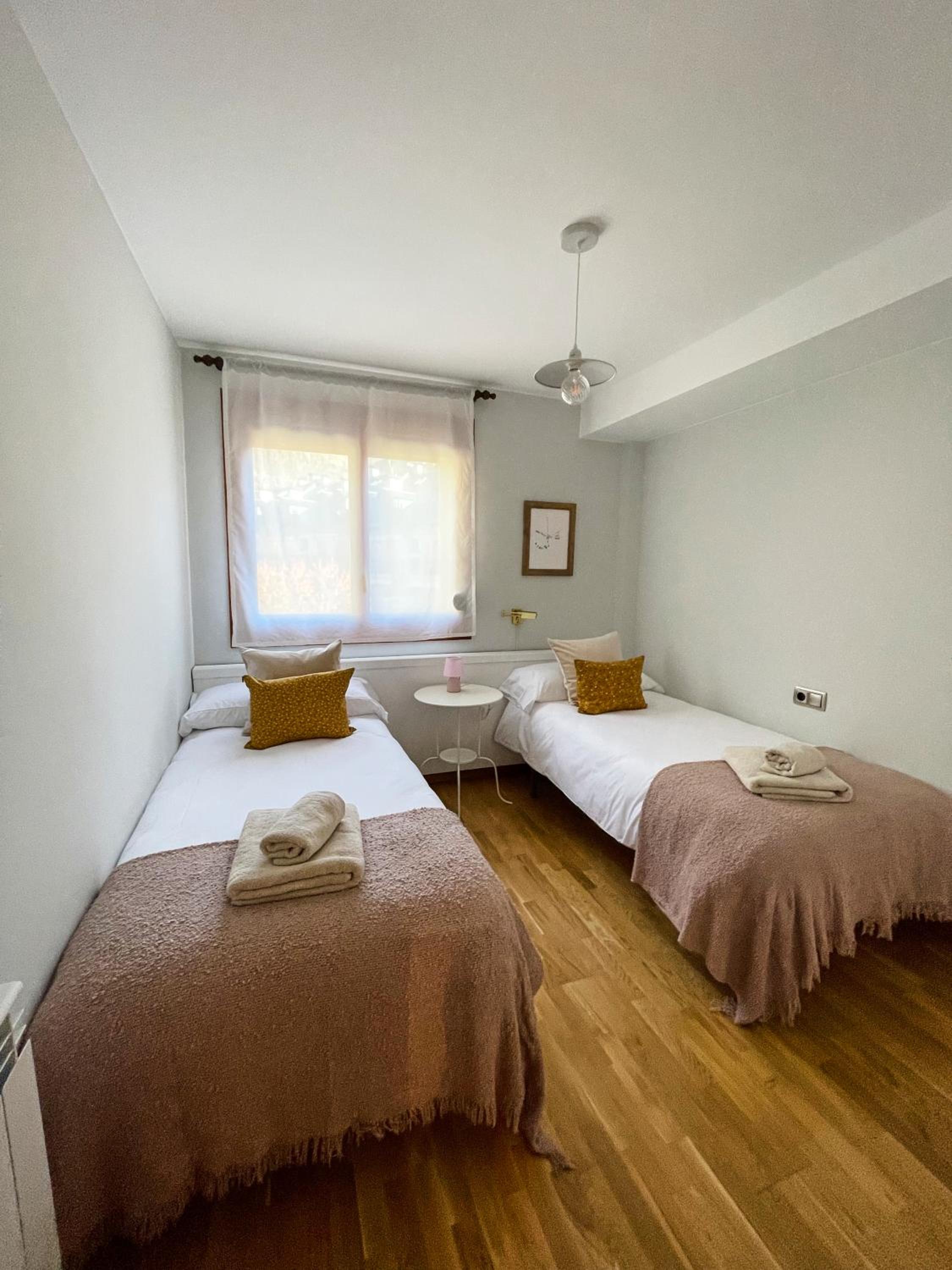 Apartamento en el centro de Benasque con piscina