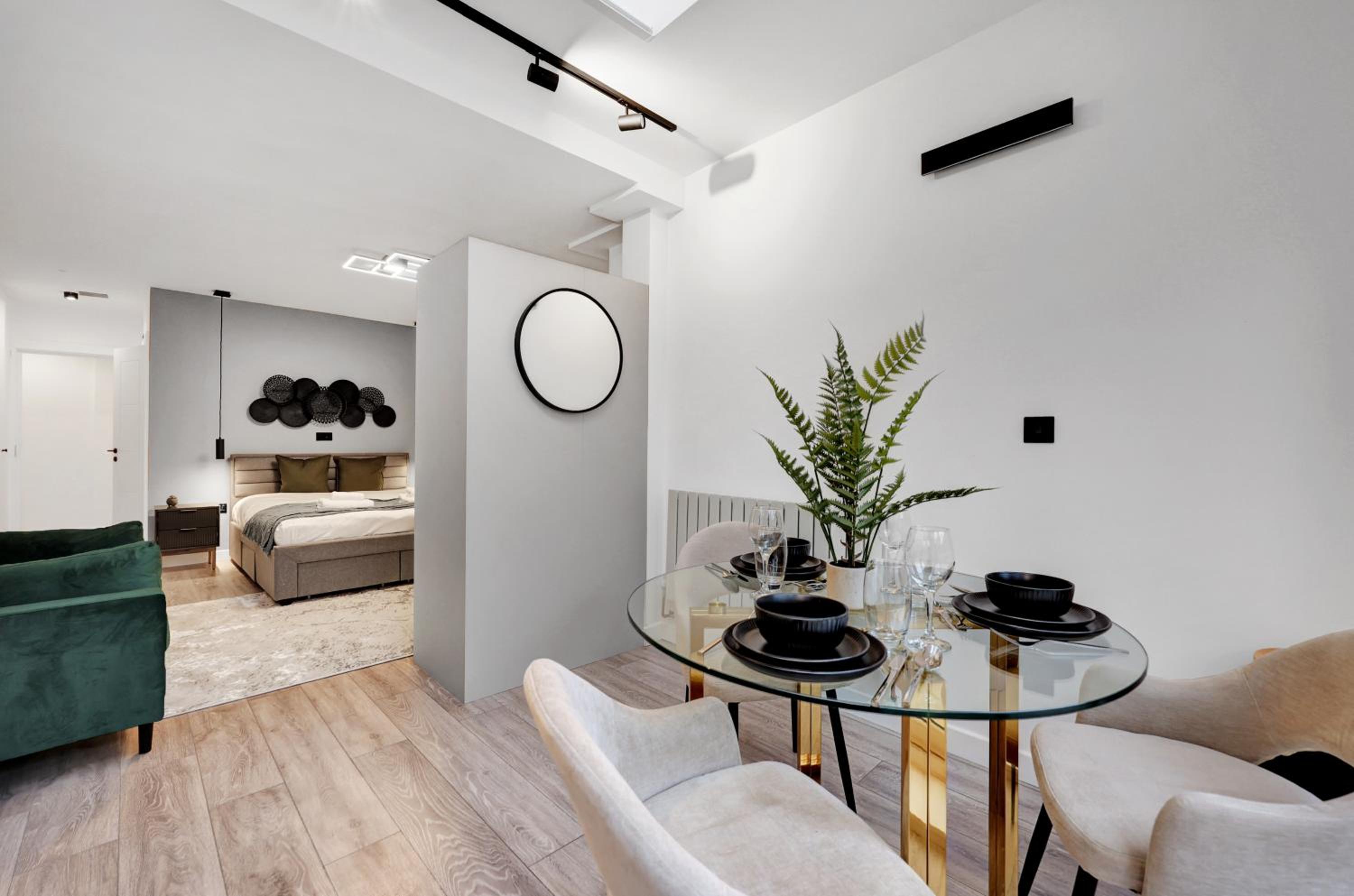 Hilldrop Apartments Short Term Rental & Flexible Renting Islington with Free WiFi, Parking & Garden