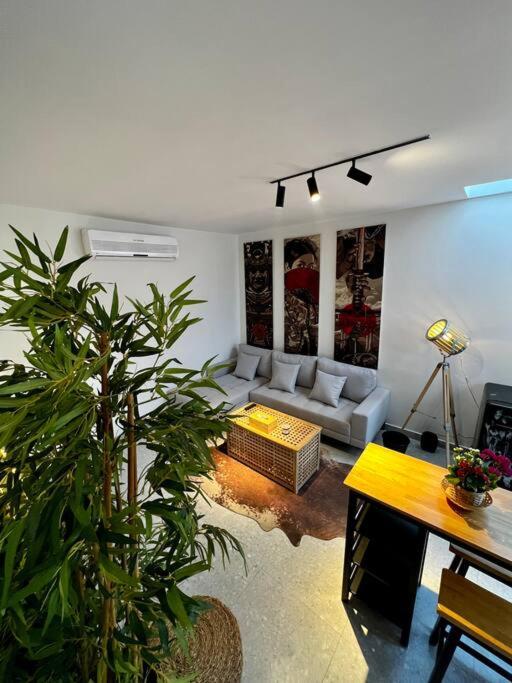 Onyx residence