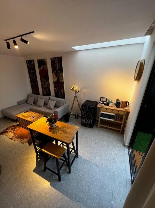 Onyx residence