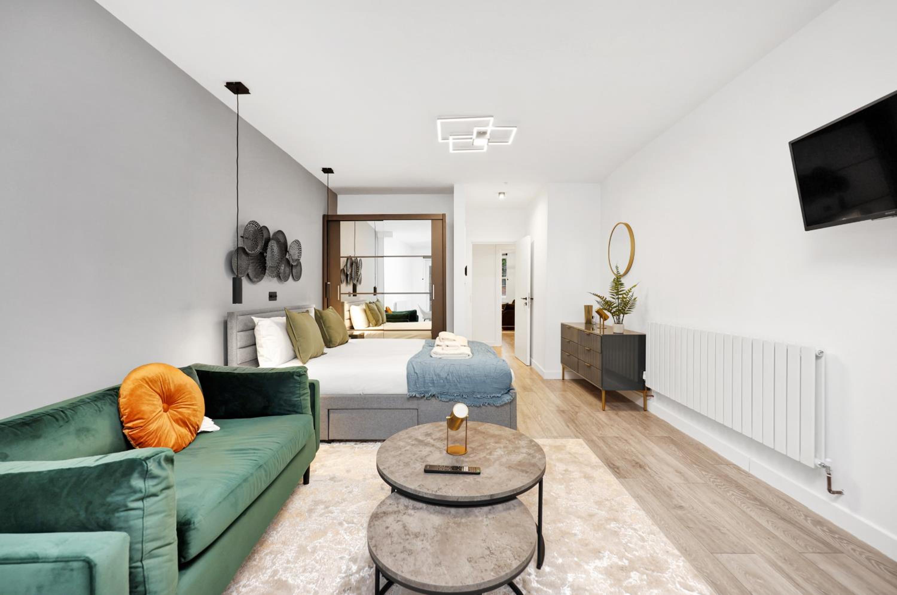 Hilldrop Apartments Short Term Rental & Flexible Renting Islington with Free WiFi, Parking & Garden