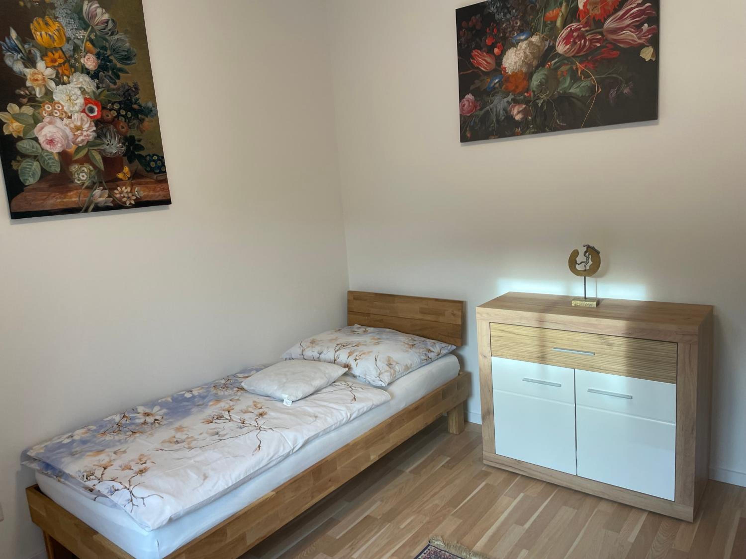 Sorinas Home - Comfortable Apartment near Graz - Free Parking