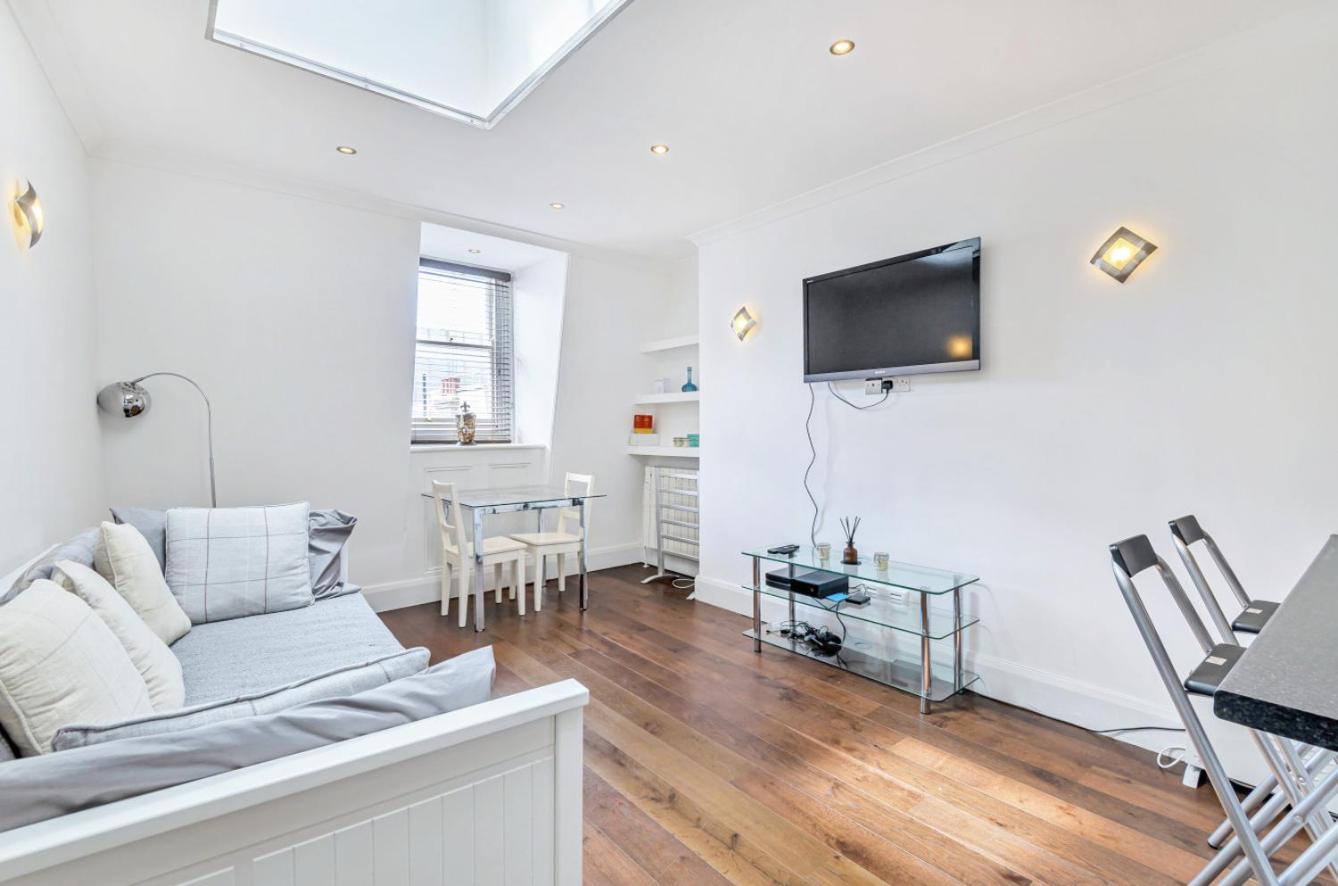Chancery's Loft Private Apartment