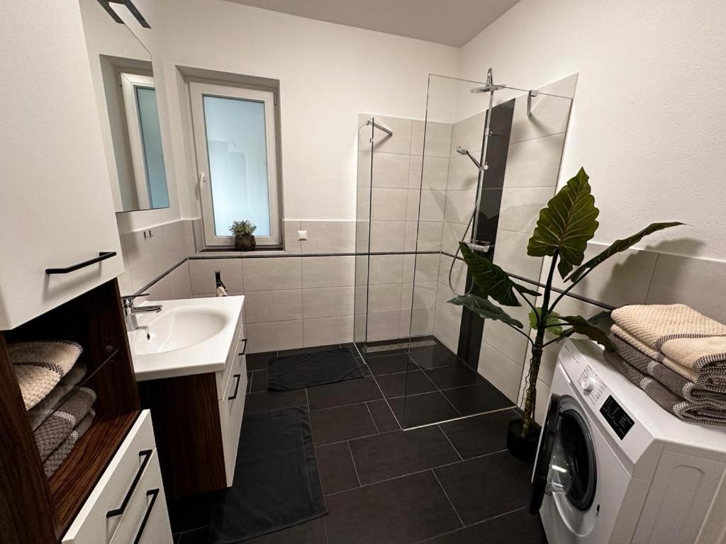 Sorinas Home - Comfortable Apartment near Graz - Free Parking