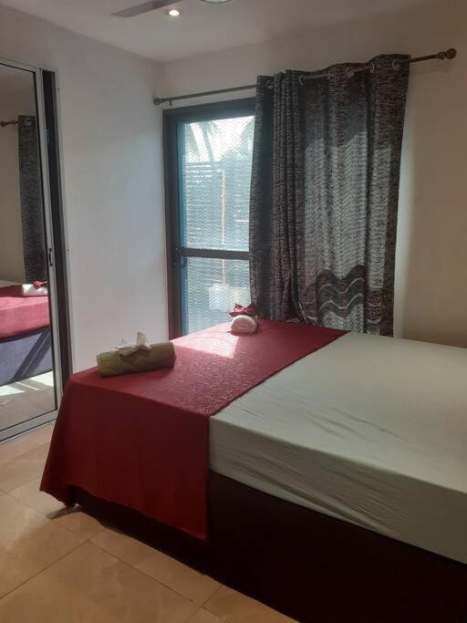 Entire 3 bedroom Fully Furnished House, 6 Guests - view 4