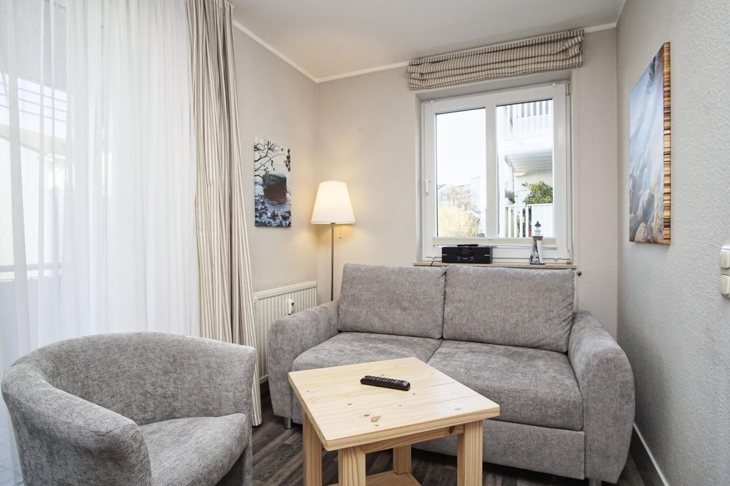 Villa Buskam Ferienwohnung 27 mit Sauna- und Schwimmbadnutzung im AHOI Sellin