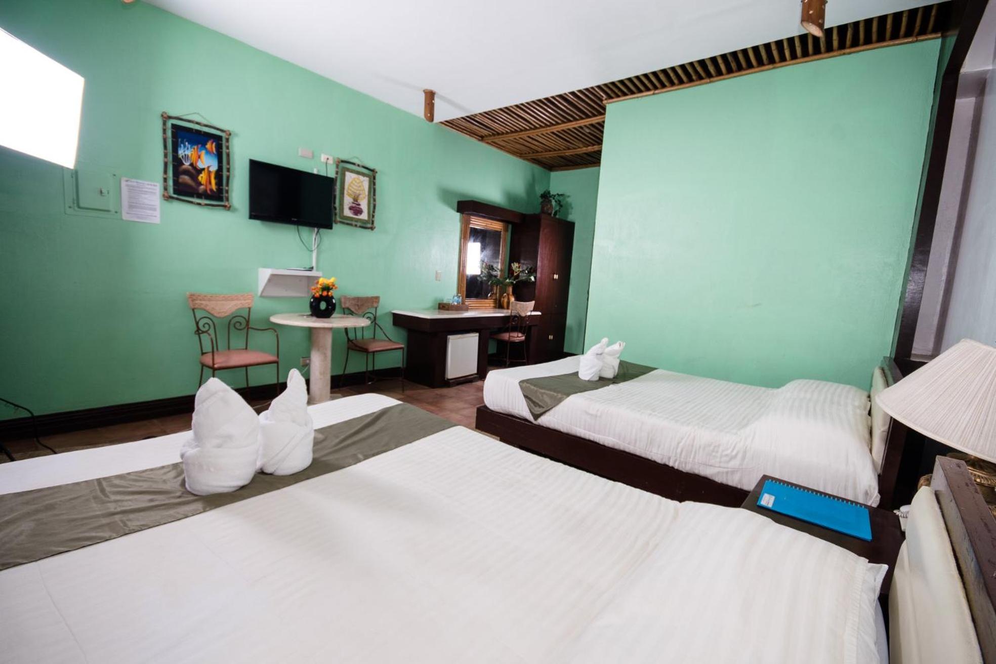San Remigio Beach Club