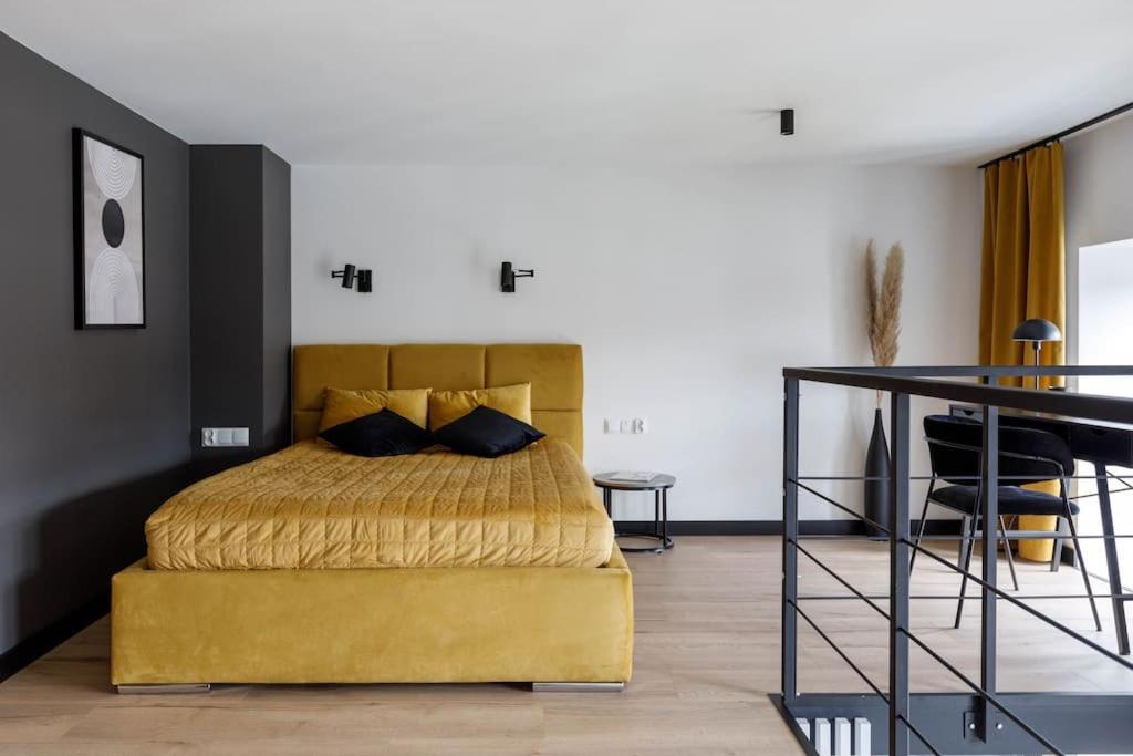 Golden Apartments Wroclaw - Stylish Loft Apartment - Great Location &Jana Pawła33