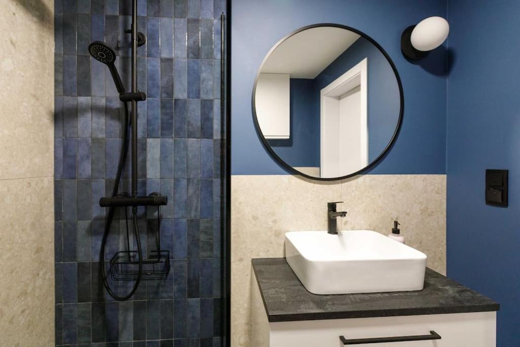 Golden Apartments Wroclaw - Stylish Loft Apartment - Great Location &Jana Pawła33