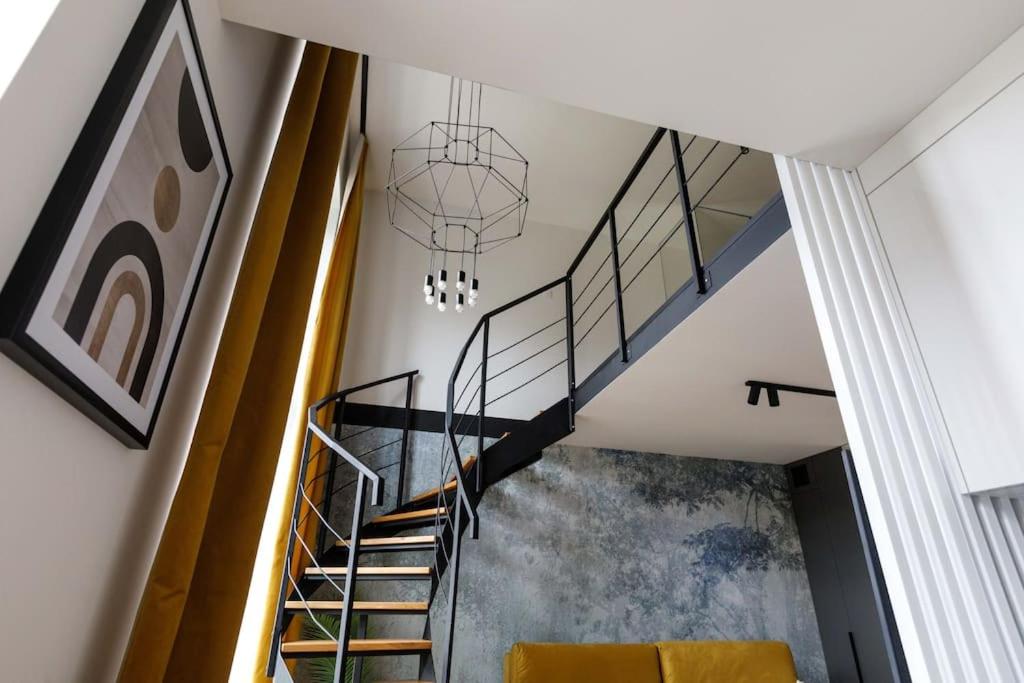 Golden Apartments Wroclaw - Stylish Loft Apartment - Great Location &Jana Pawła33