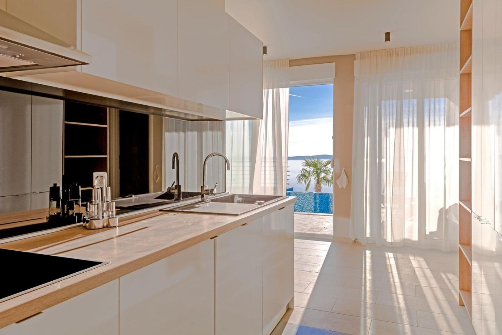 Podstrana Vacations - Luxury villa Astraeus near Split, private pool - Property Image 15